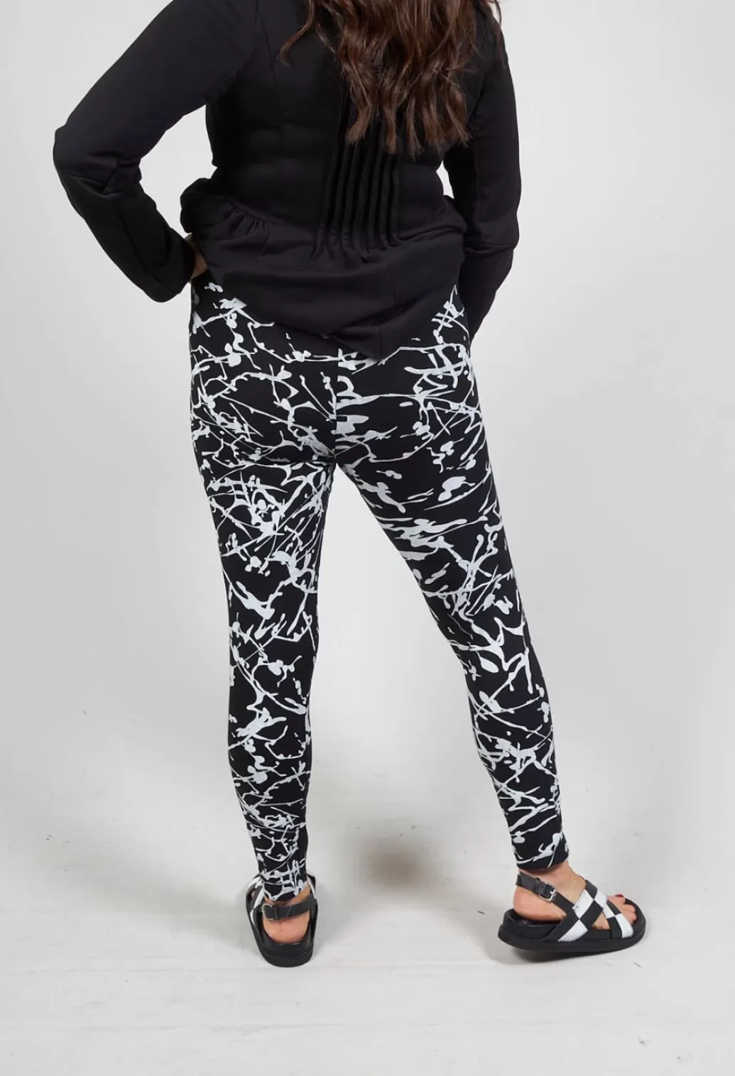 Leggings^Bread and Butter Ankle Cropped Leggings In Black With White Print