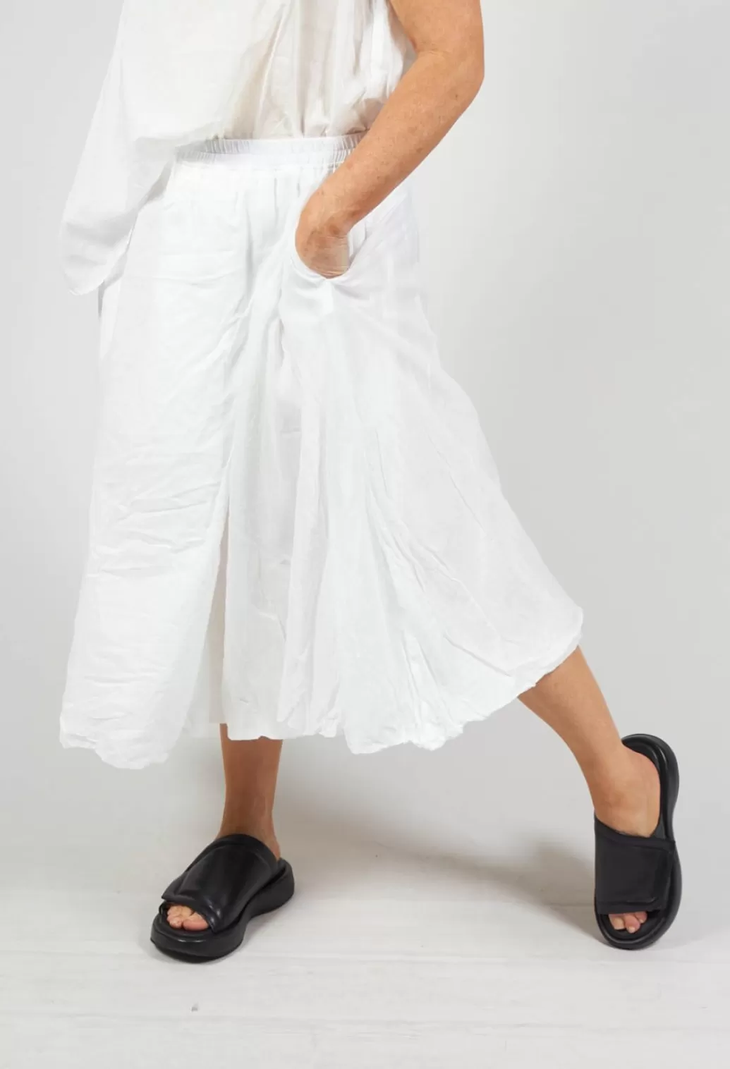 Skirts^Rundholz Black Label Bubble Hem Skirt With Pleat Detail In Off White