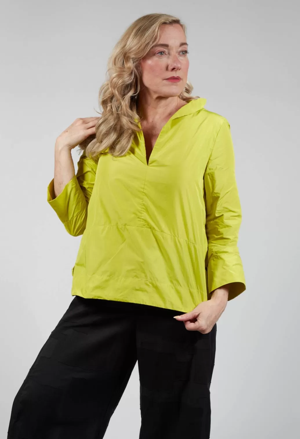 Shirts & Blouses^Elli Collared V Neck Top In Lemon