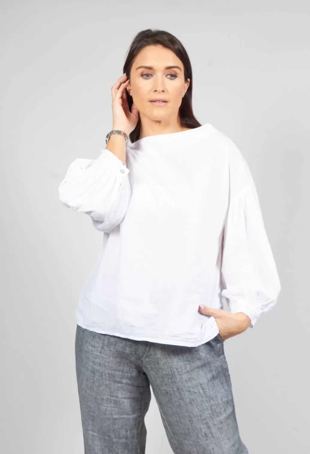 Jumpers^Baci Crinkle Top With Contrasting Sleeves In White