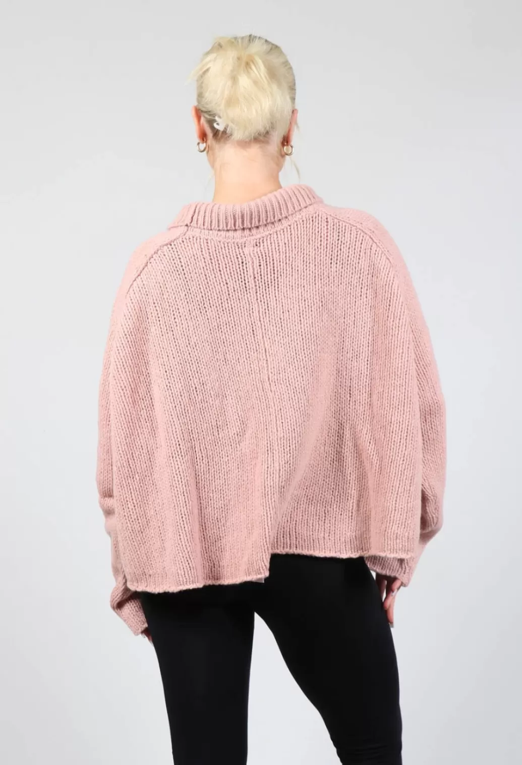 Jumpers^Rundholz Black Label Cropped High Neck Jumper In Cereal