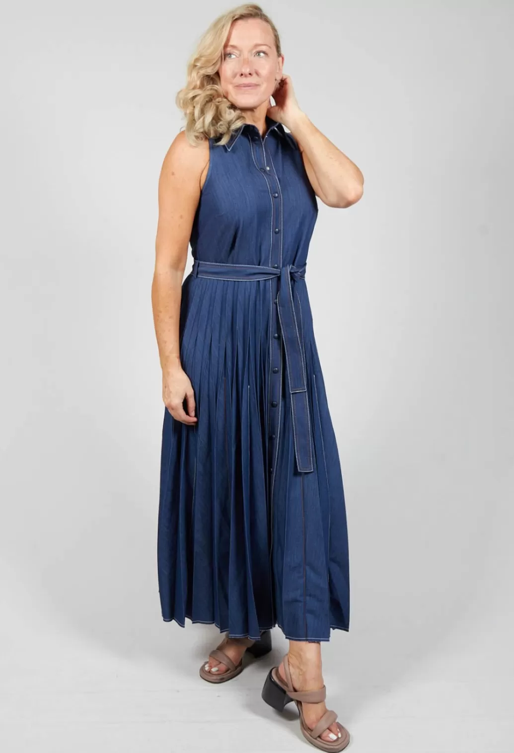 Dresses^Beatrice B Denim-Look Pleated Dress In Blue