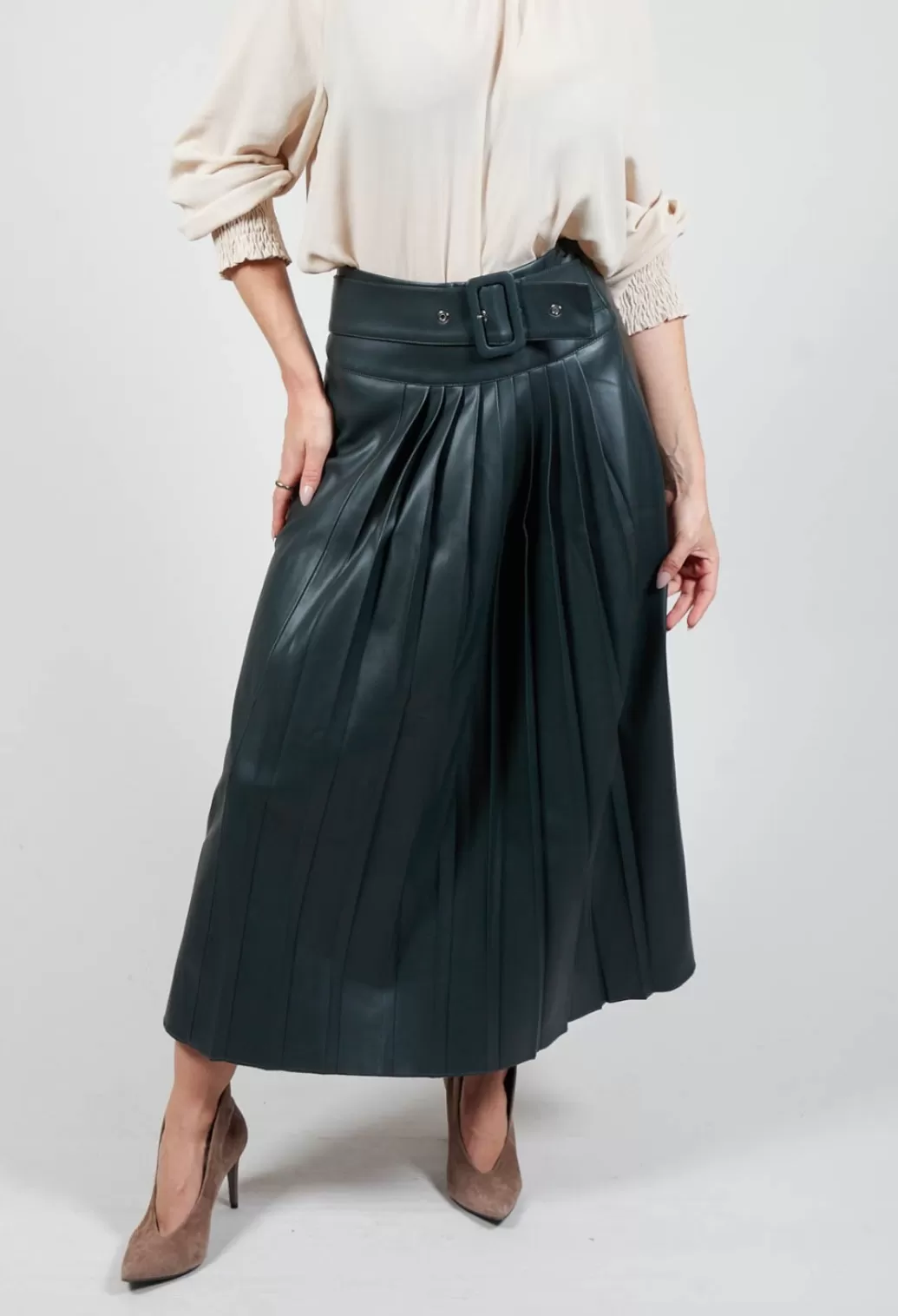 Skirts^Beatrice B Faux Leather Skirt In Peacock Green