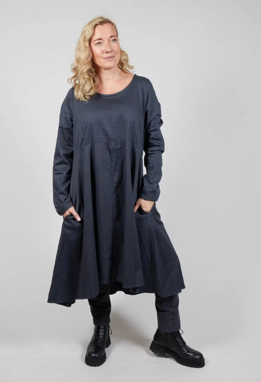 Dresses^Privatsachen Gertrauten Dress With Asymmetrical Hem Line In Versteck Blue