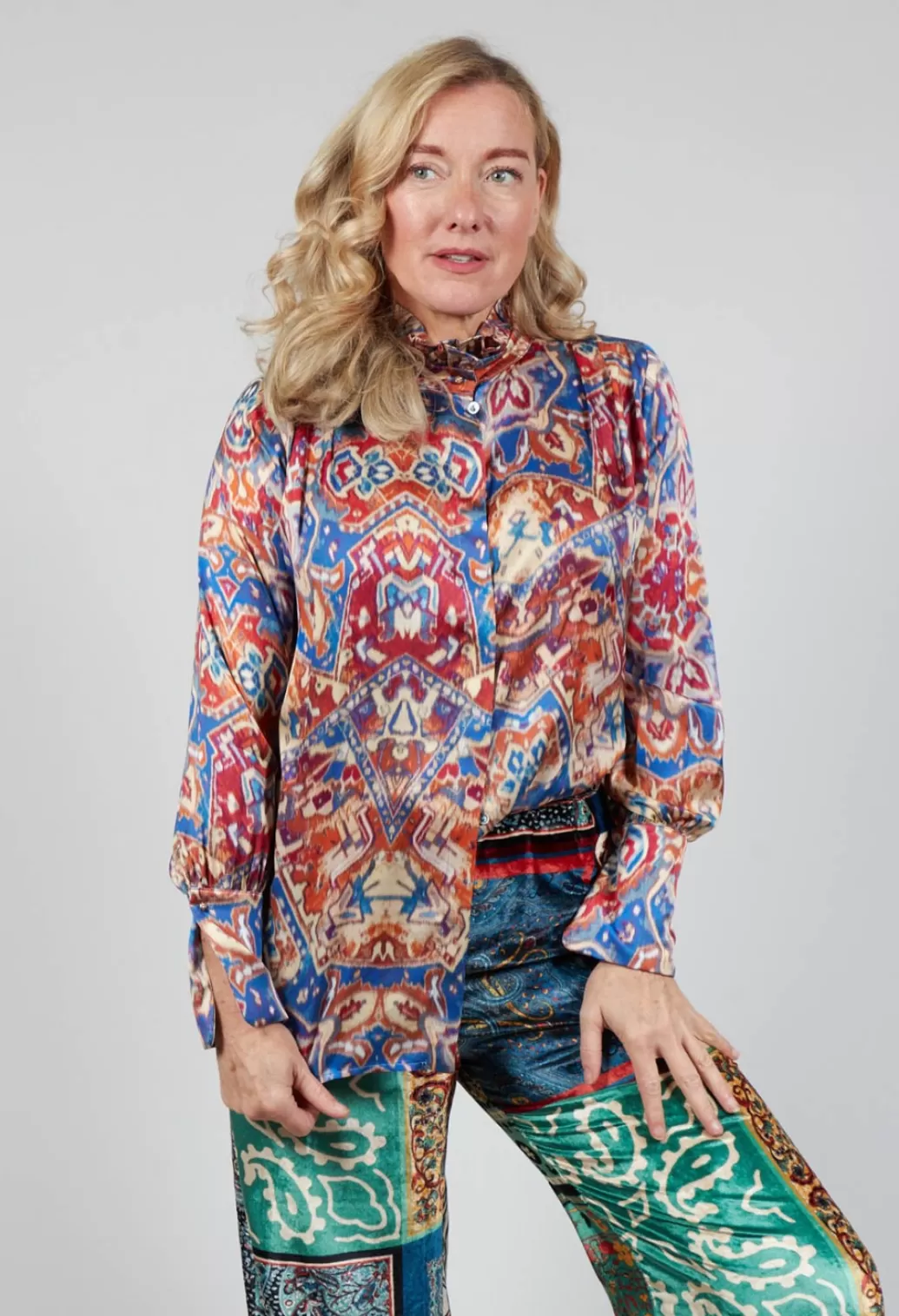 Shirts & Blouses^Sfizio High Neck Blouse With Ruffle In Azarro Print