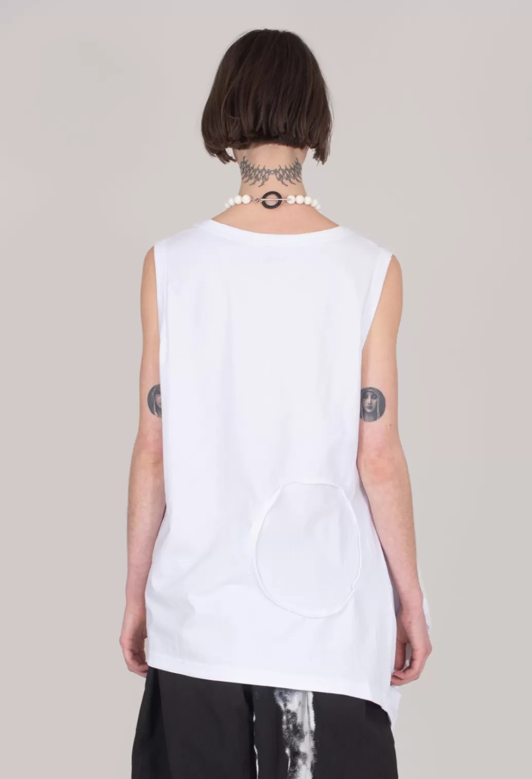 Jumpers^Moyuru Jersey Vest Top In White