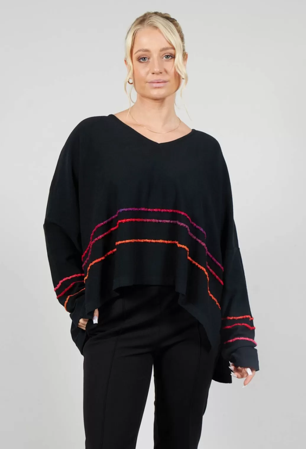 Jumpers^Philomena Christ Jumper In Black With Red Stripe