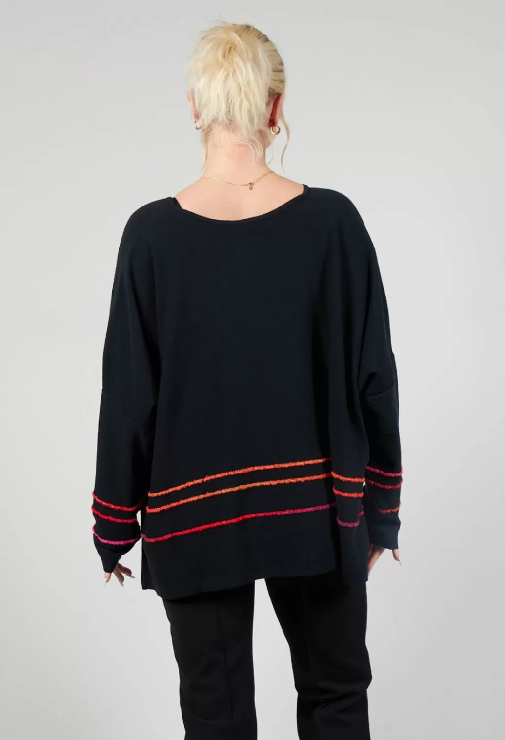 Jumpers^Philomena Christ Jumper In Black With Red Stripe