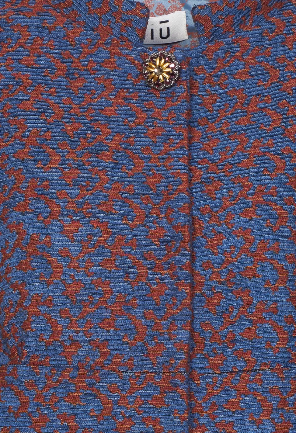 Coats^Niù Long Chic Coat With Brooch Detail At Collar In Amber