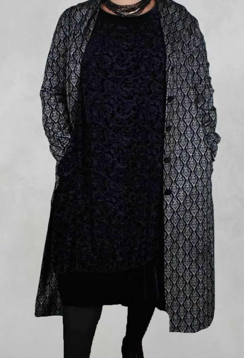 Coats^Out of Xile Long Patterned Coat In Black