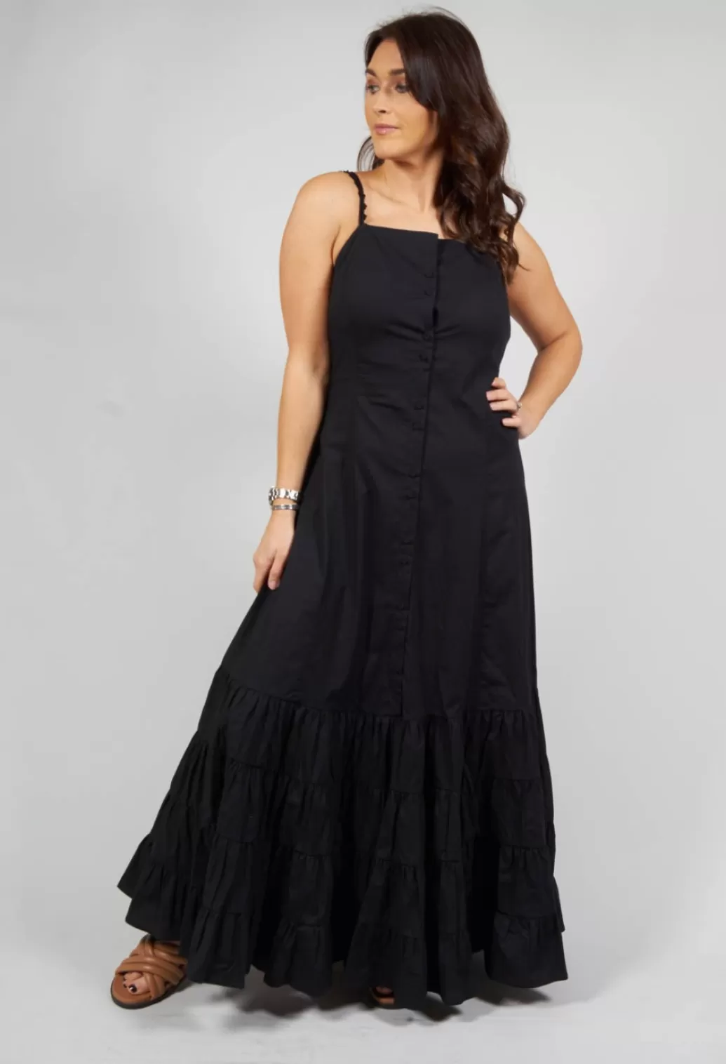 Dresses^Beatrice B Long Sleeveless Tiered Dress In Black