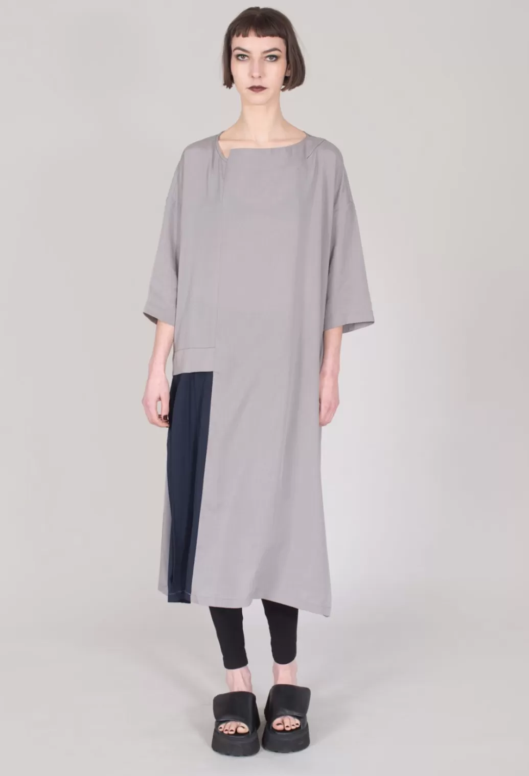 Dresses^Moyuru Loose Fit Dress With Off Centre Pleat Detail In Grey And Navy