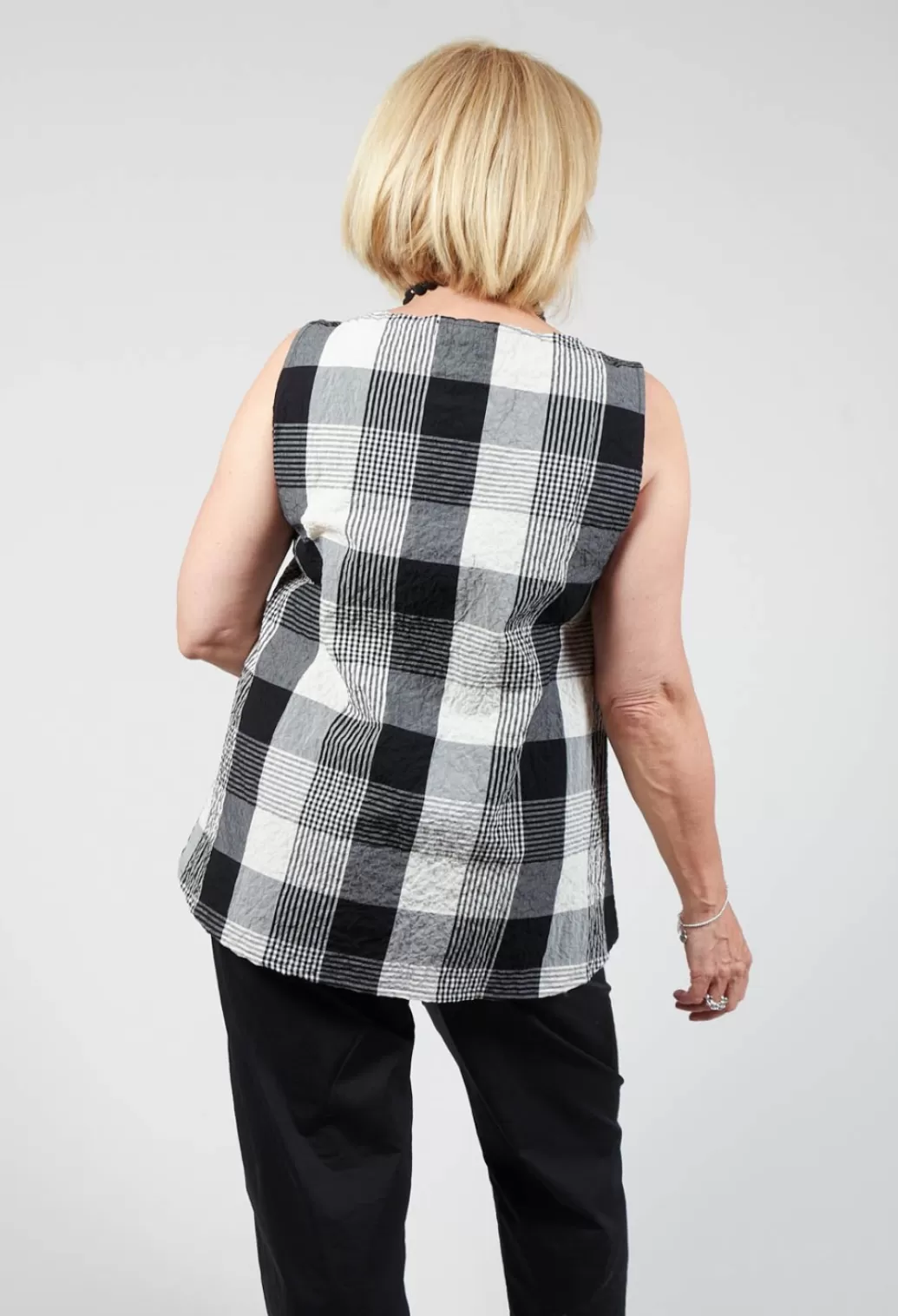 Shirts & Blouses^Mama B Macro Q Shirt In Nero