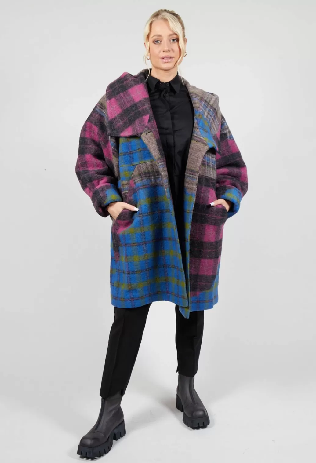 Coats^Aino Multi Plaid Duffle Coat