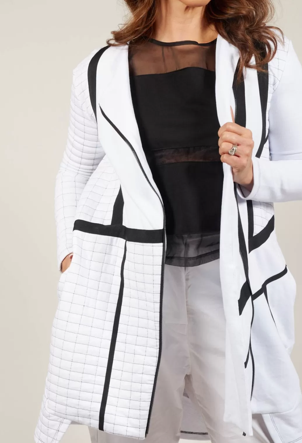 Coats^IXOS Quilted Coat With Zip Front In Bianco