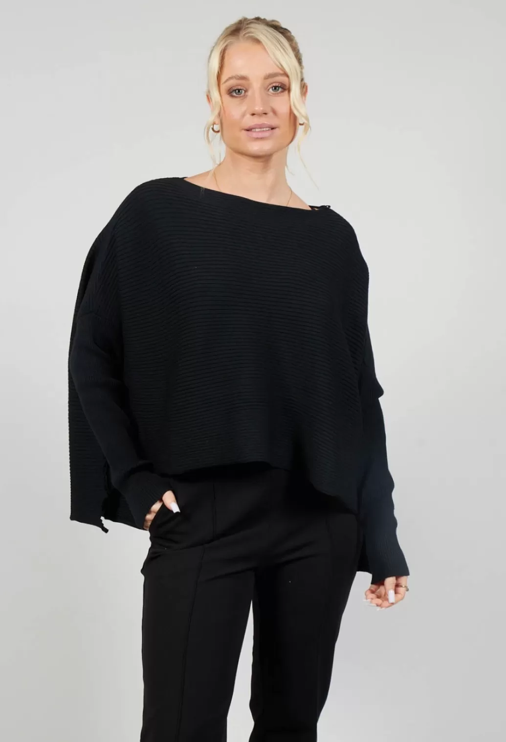 Jumpers^Philomena Christ Ribbed Drop Shoulder Jumper In Black