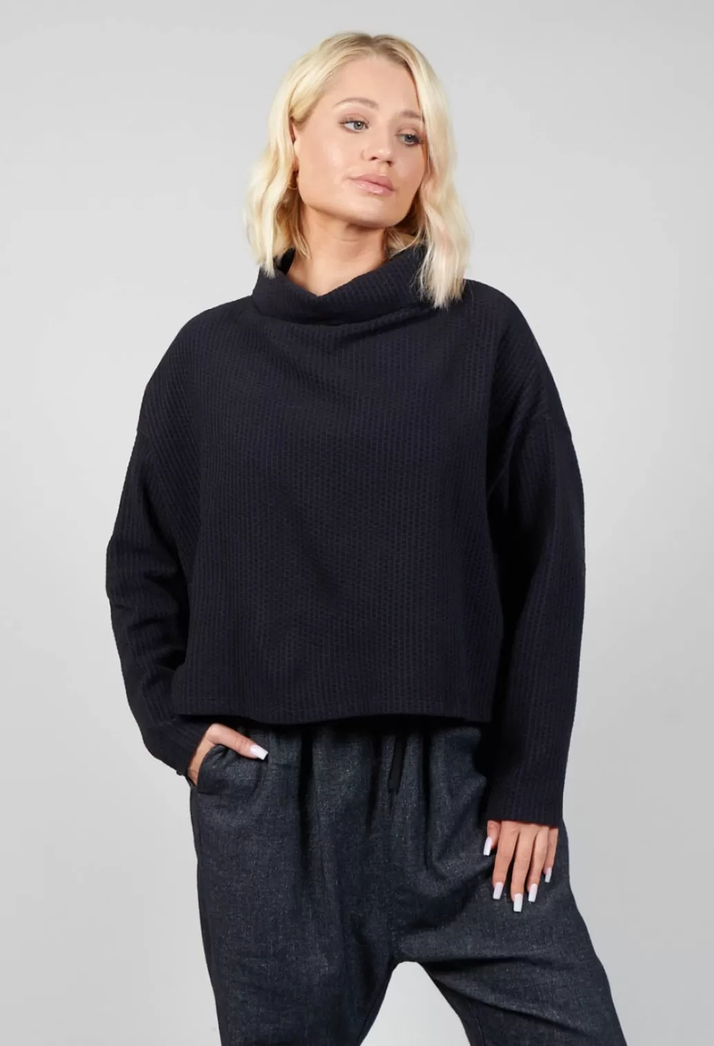 Jumpers^Mes Soeurs & Moi Roll Neck Long Sleeve Jumper In Navy With Black Spots