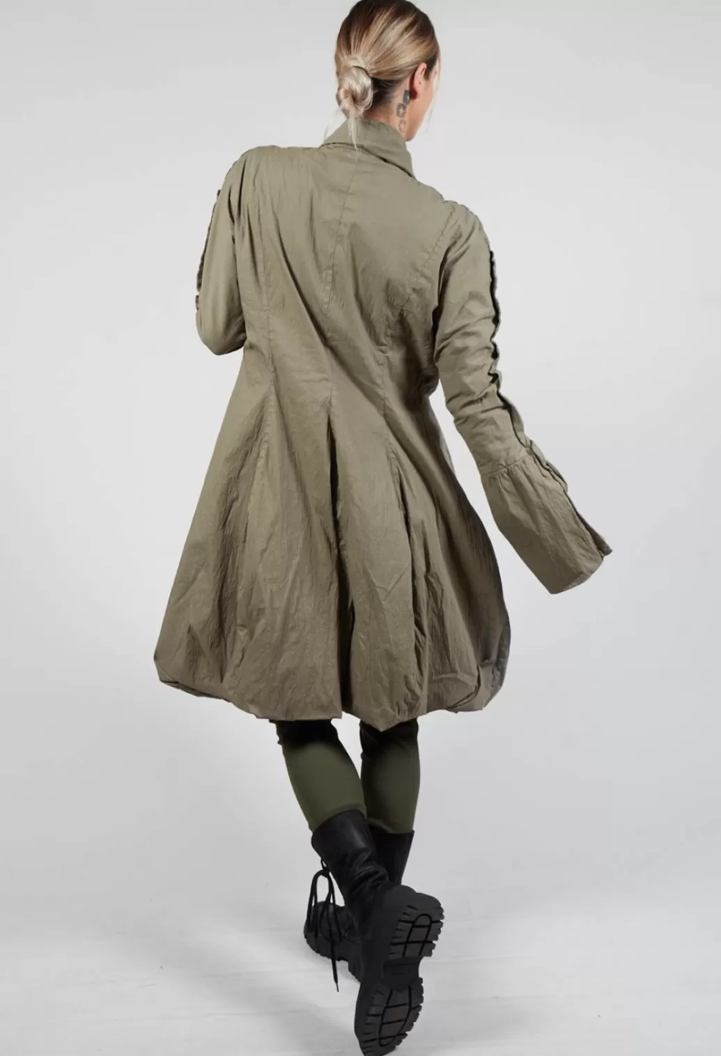 Coats^Rundholz Dip Ruched Fabric Collar Coat With Statement Sleeves In Schilf