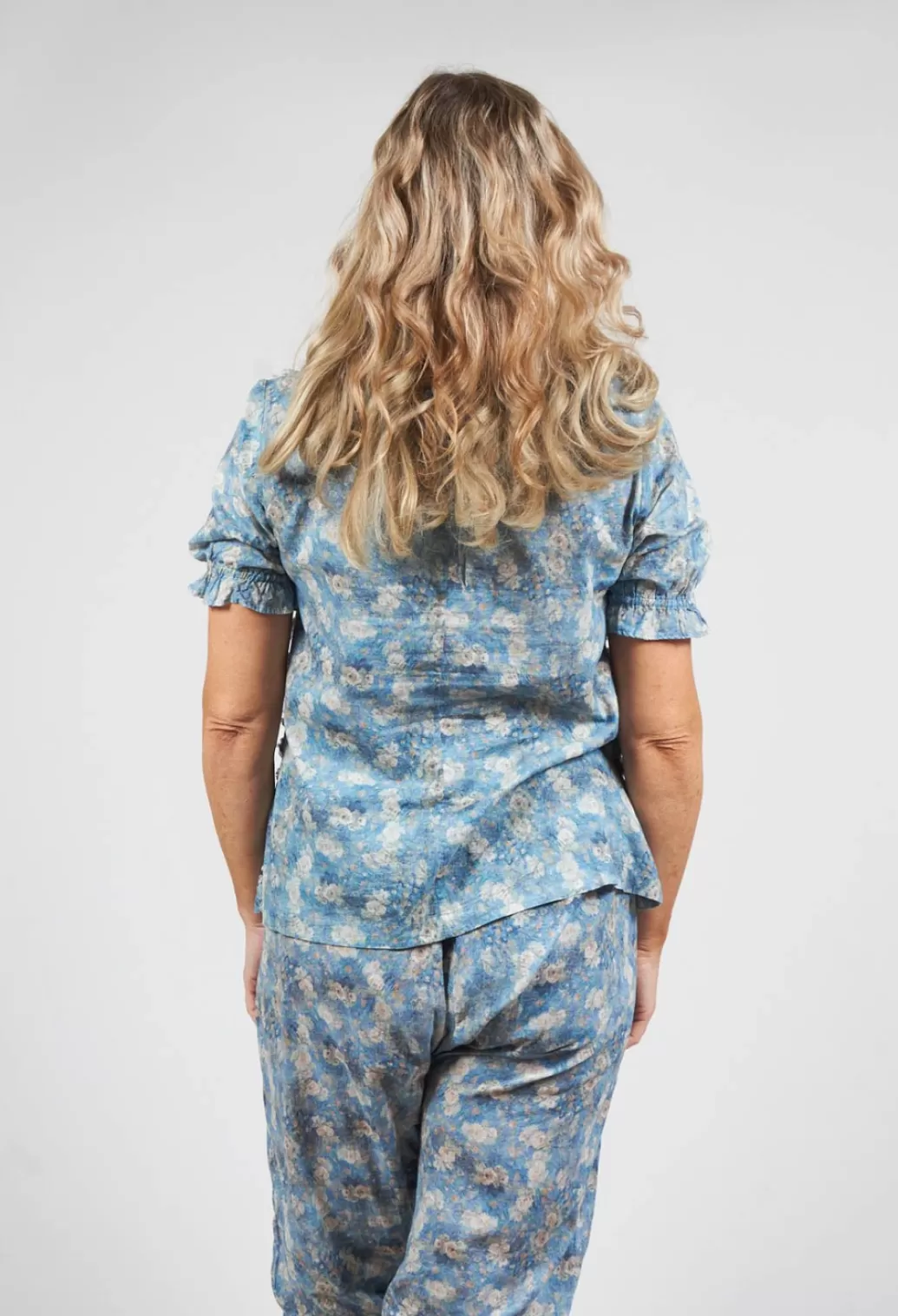 Shirts & Blouses^Ewa I Walla Short Sleeve Top With Ruffle Front In Blue Flower