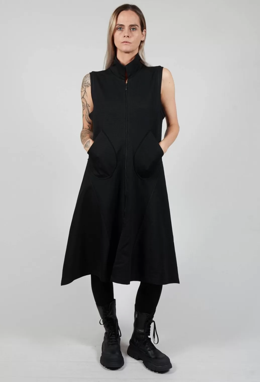 Dresses^Xenia Design Sleeveless A Line Dress With Front Zip In Black