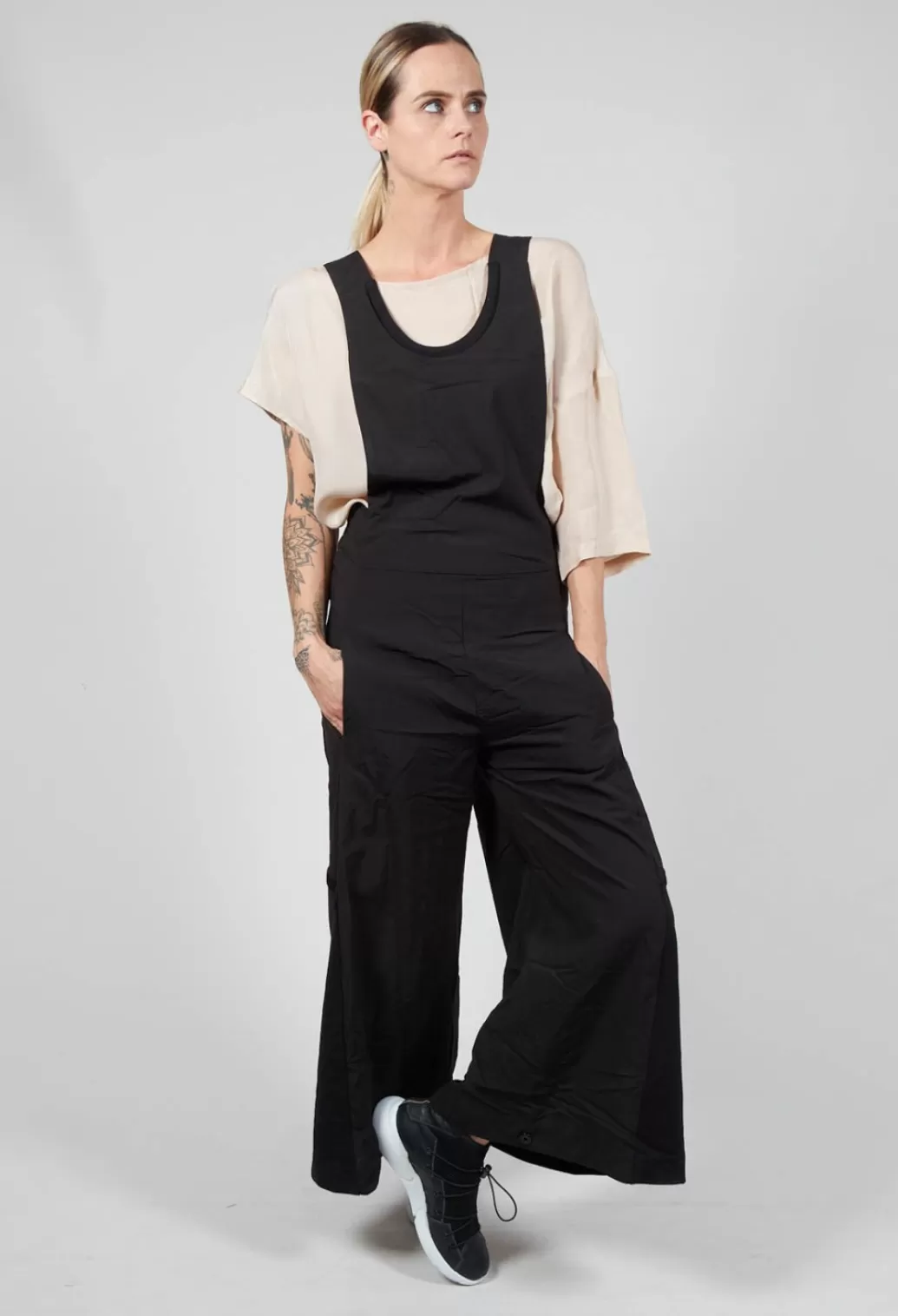 Jumpsuits^IXOS Sleeveless Wide Leg Jumpsuit In Black