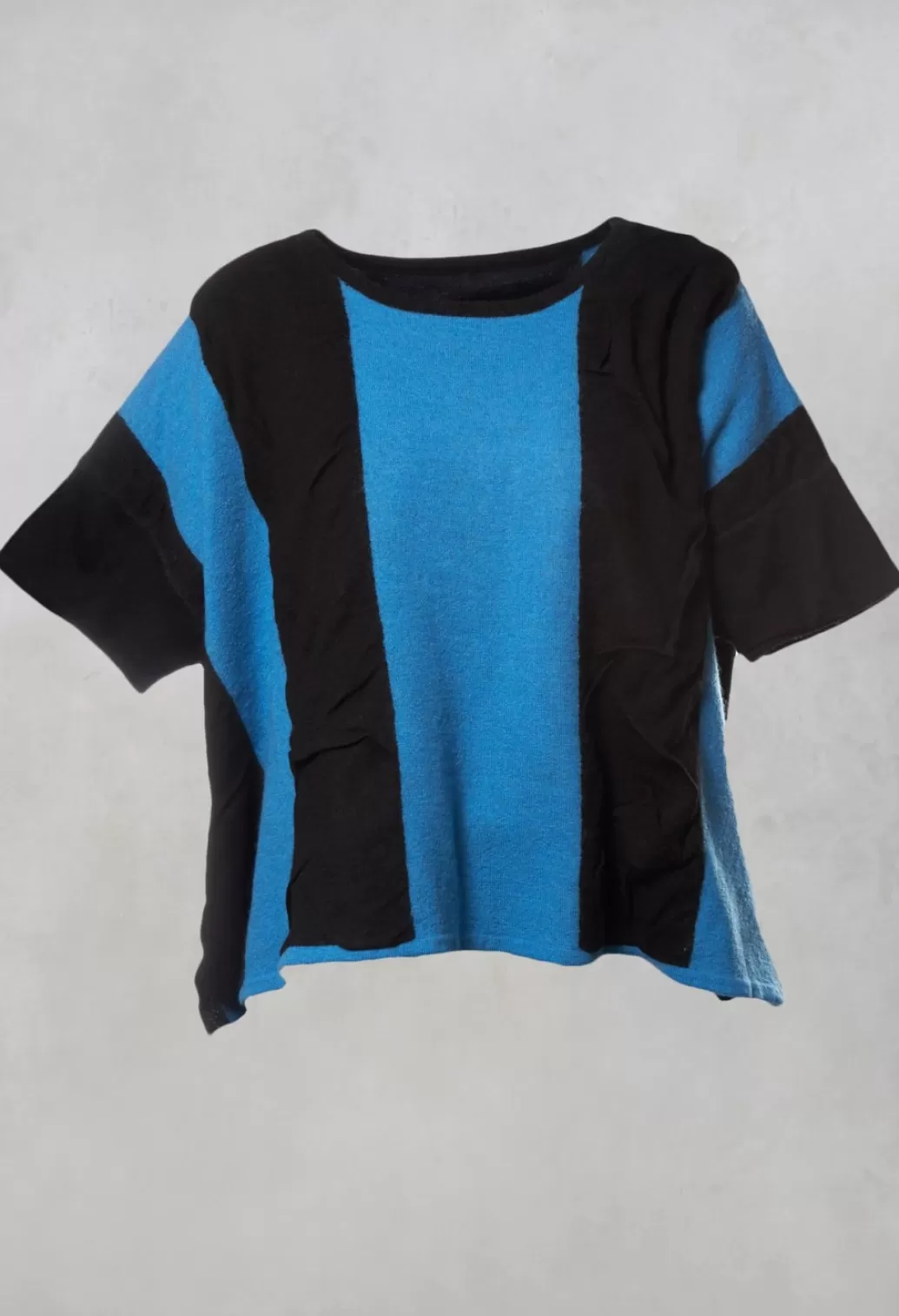 Knitwear^Moyuru Striped Knitted Top In Black / Blue