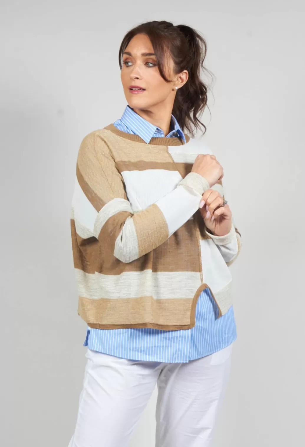 Jumpers^Sarah Pacini Striped Sweater With Metalic Detail In Beige