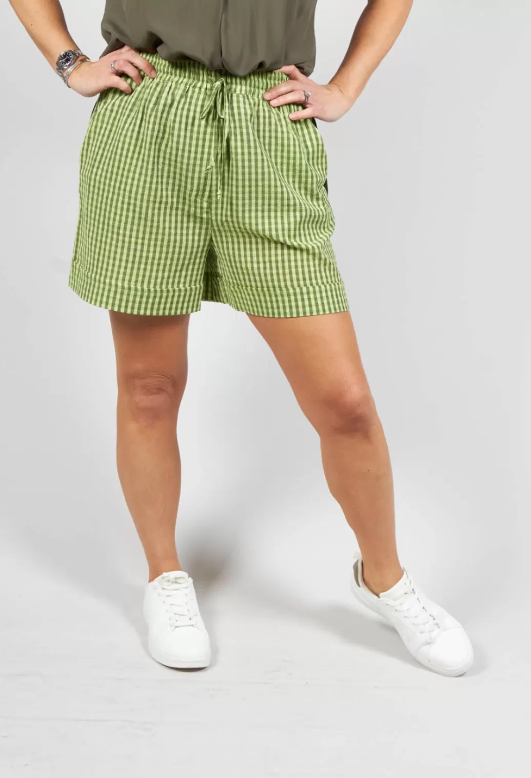 Shorts^Beatrice B Turn Up Shorts In Green Check